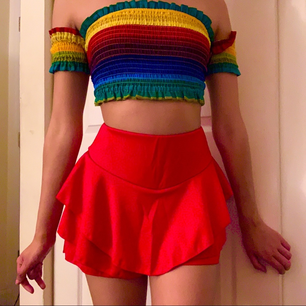 Red ruffle skort❤️